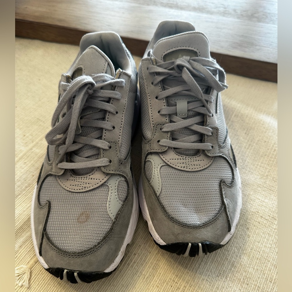 Adidas Kylie Jenner